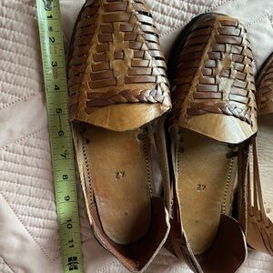 Handmade leather Men's Brown Woven Huaraches-  Slip-On Shoes Brand New